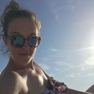 Meet your Posher, Posh